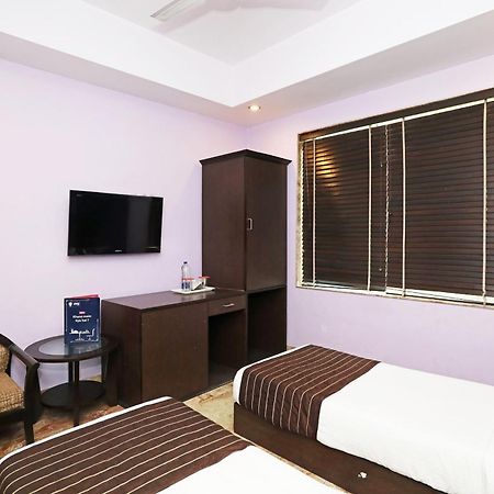 Oyo Hotel Vedas Heritage Delhi  Bagian luar foto