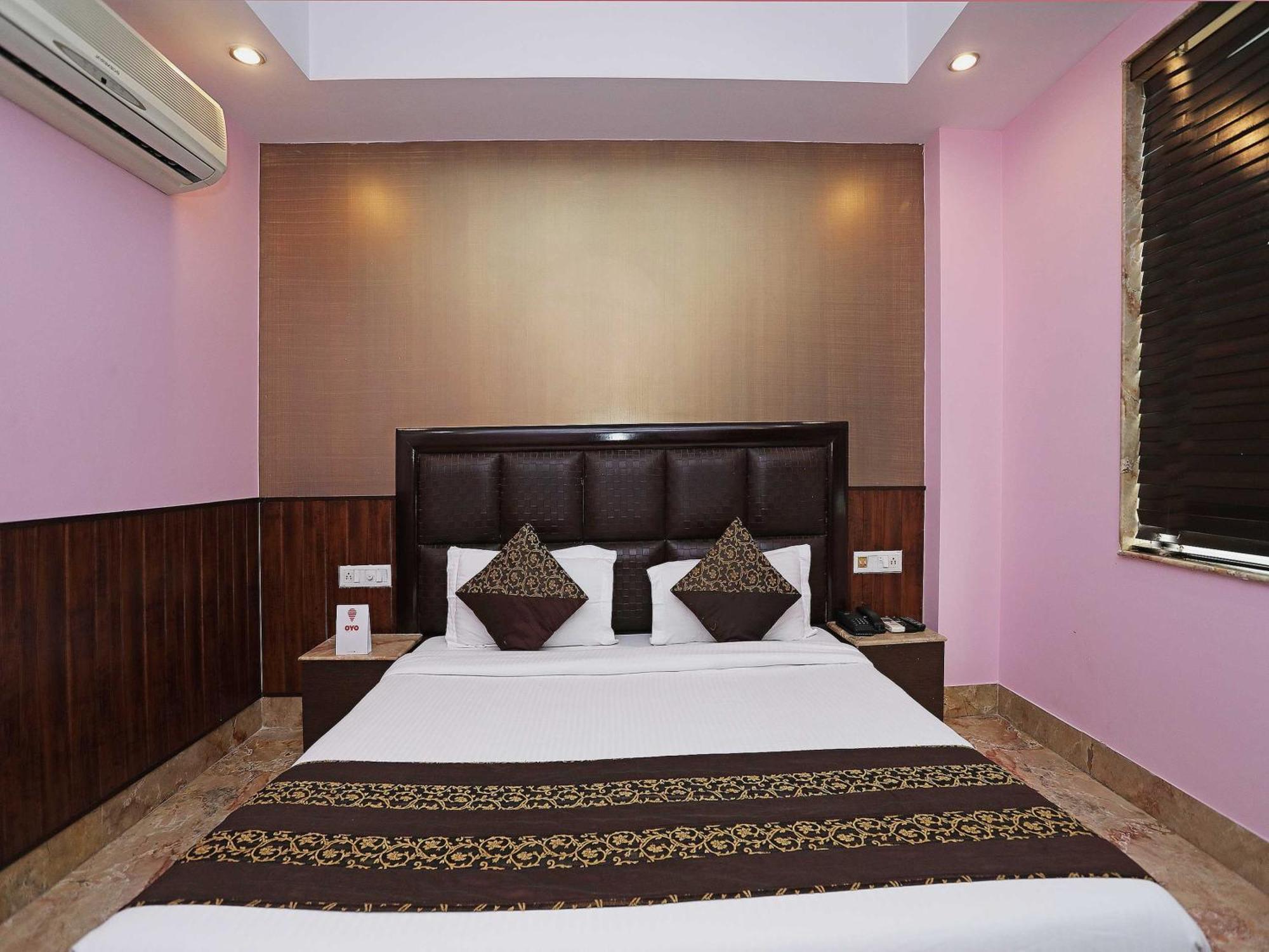 Oyo Hotel Vedas Heritage Delhi  Bagian luar foto